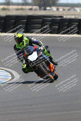 media/Jul-19-2025-TrackDaz (Sat) [[ff1509a44a]]/C Group/140pm (Turn 6)/